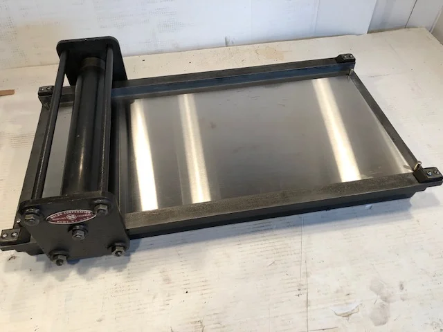 A Nolan proof press.