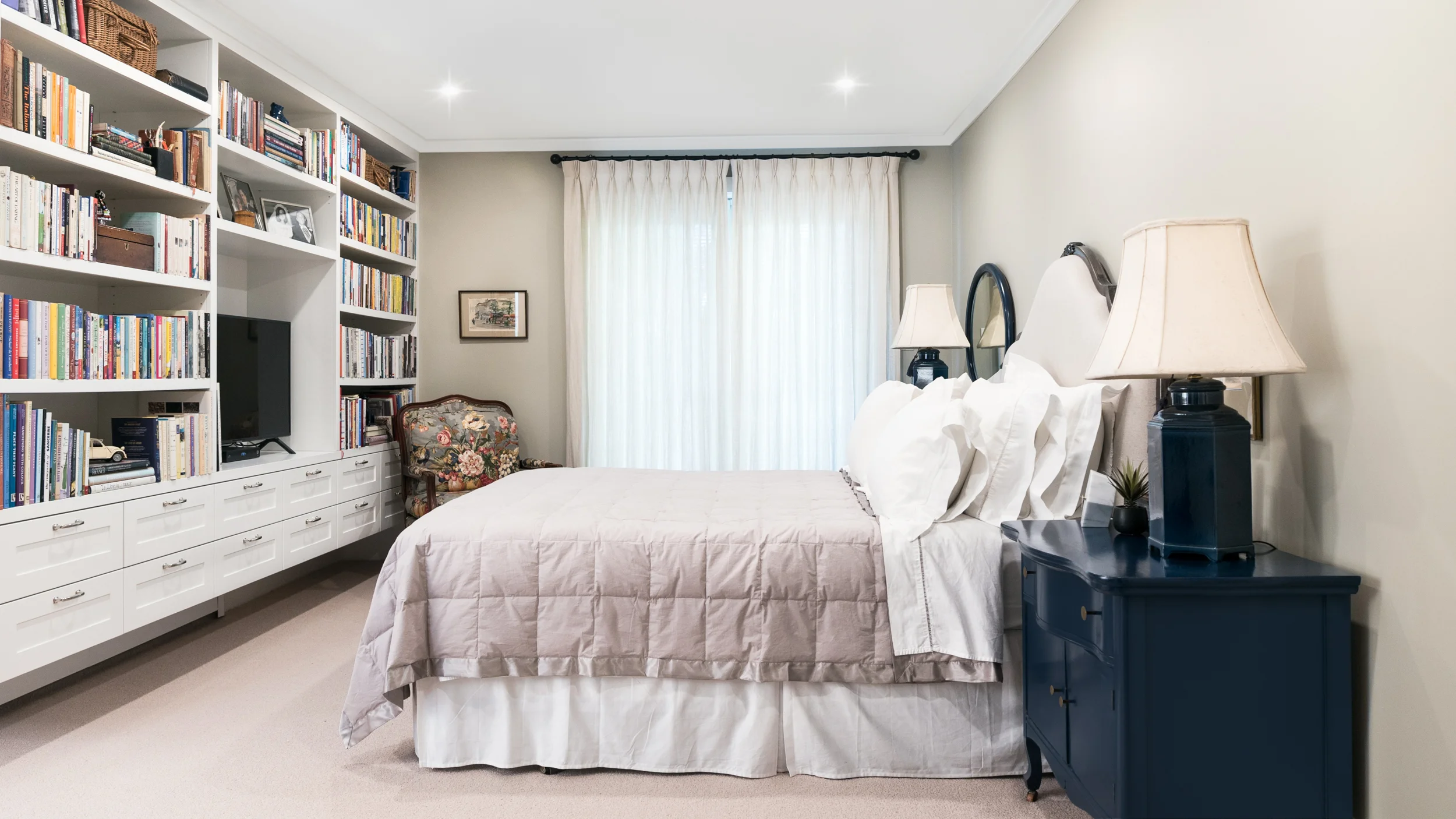 Bedroom1.jpg