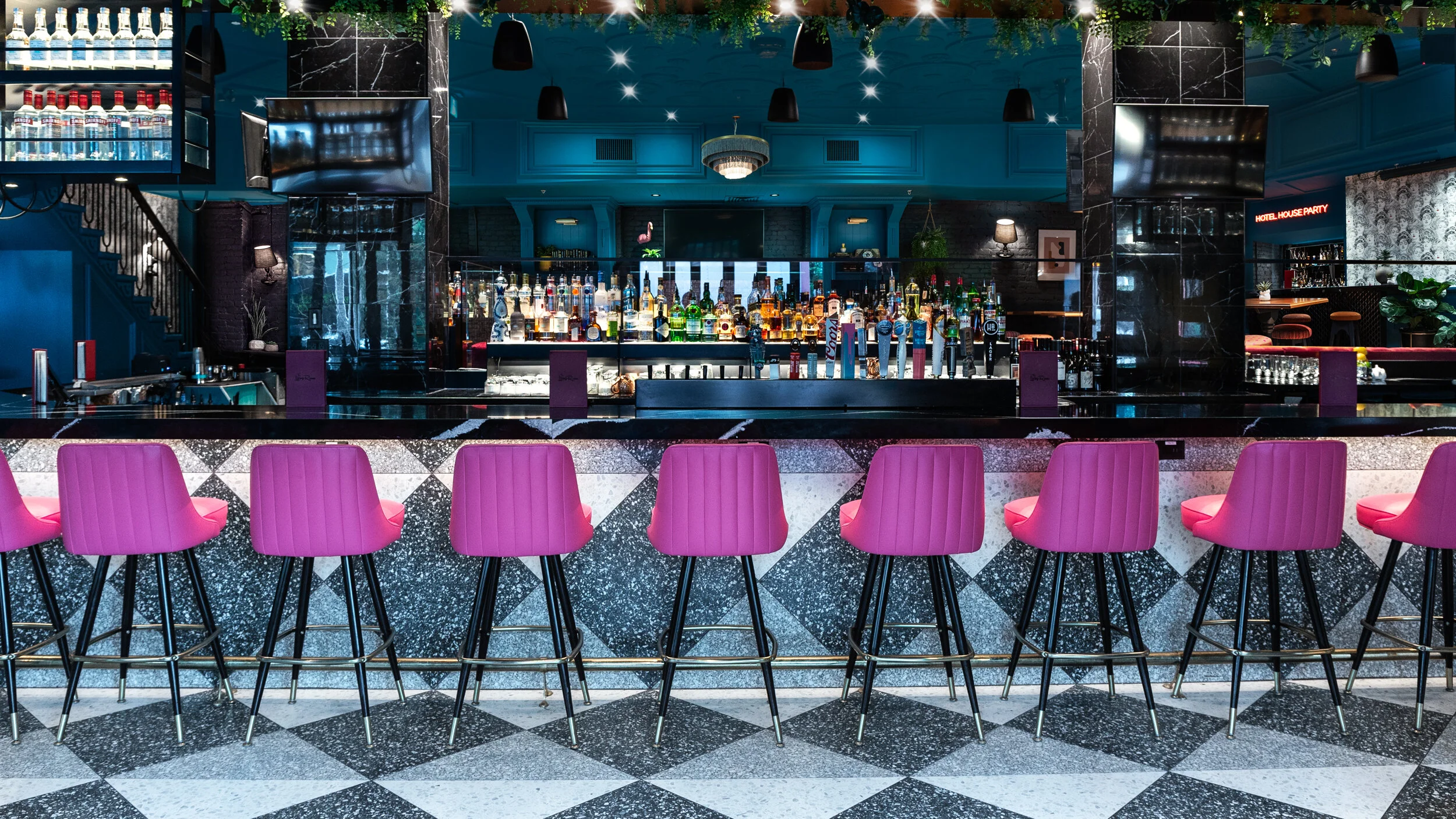 bar3.jpg