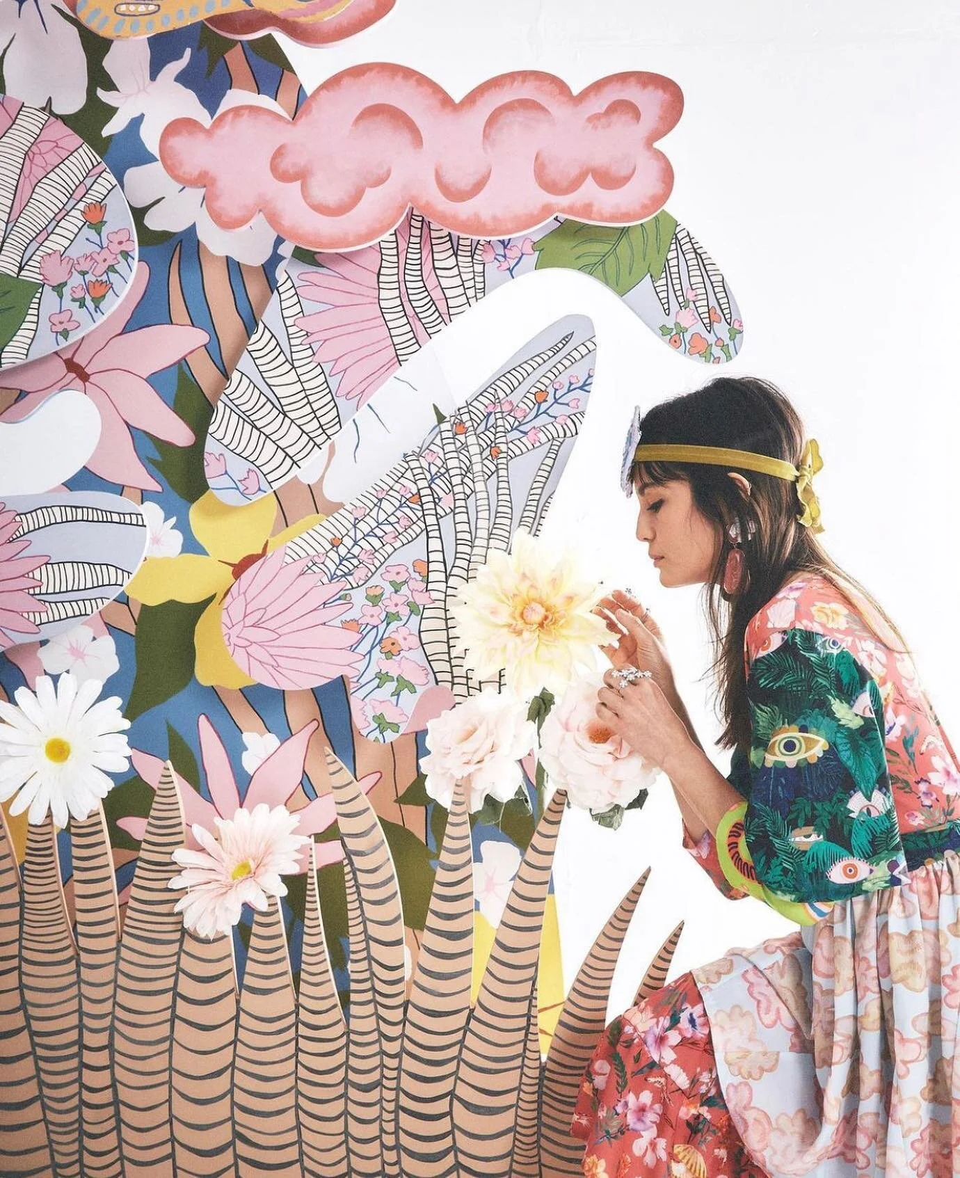 This feels like the epitome of spring πΈπ Blooming, curious, colorful, light & full of hope. The Virgin theme from Four Fates Show π
.
Creative Direction & Art: @hhbanxx 
Executive Producer: @allylisell 
Video Promo: @meg.nyc @merelee29 
Te