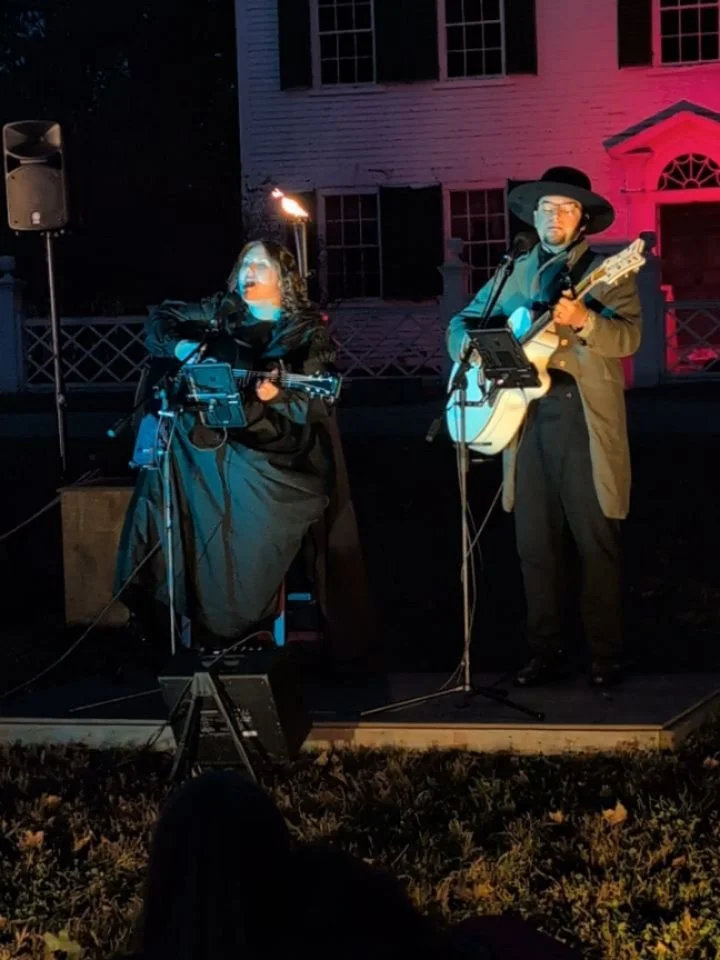 Some snippets taken by @caishcaish from Phantoms By Firelight at @oldsturbridgevillage with @upsidedownjoel Sat 10/18.

We're so grateful to be a part of this fantastic show. 

One weekend left! 10/24-10/26 Fri-Sun 

Get your tickets here:
https://ww