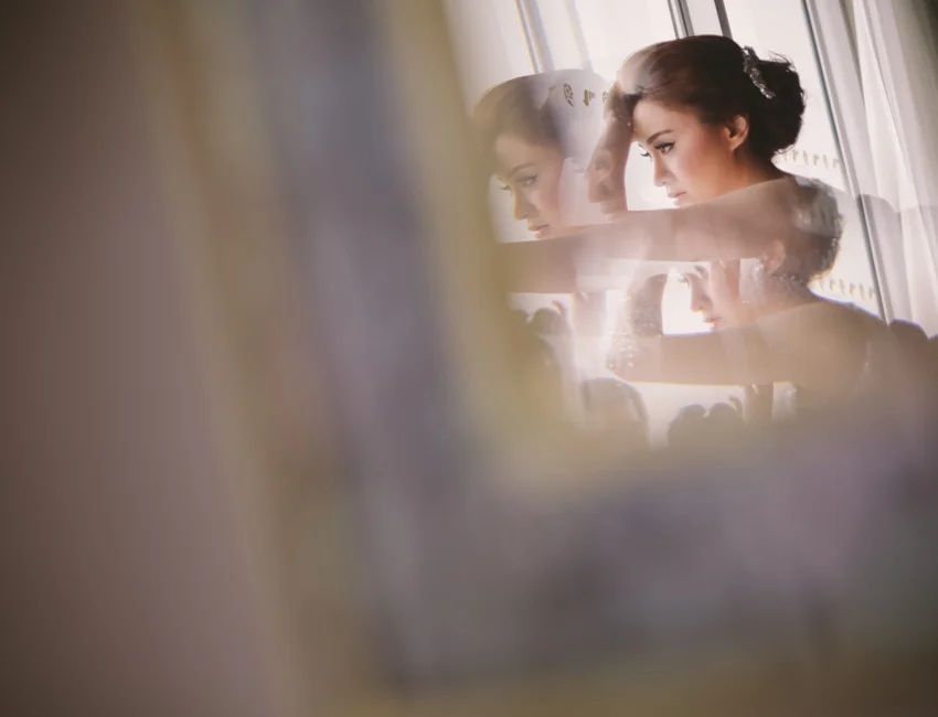 bride-looking-away-reflections-macy-yap-photography.jpg