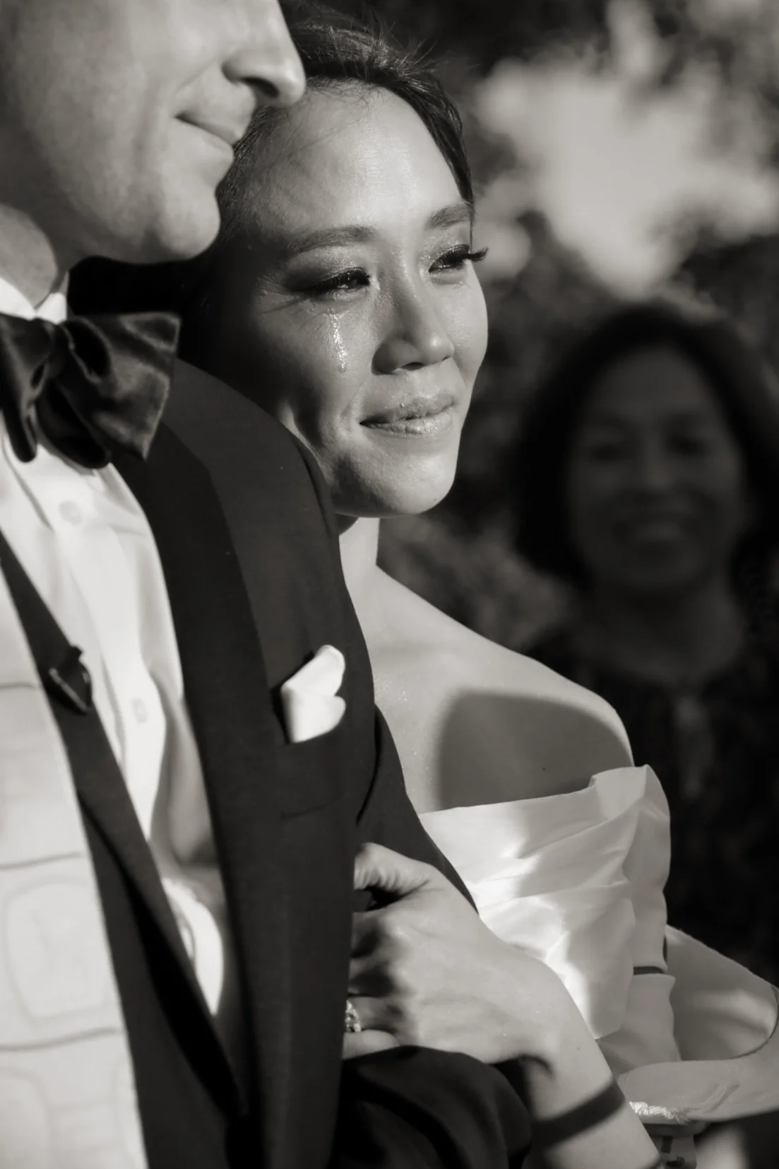 bride-tears-up-during-wedding-ceremony