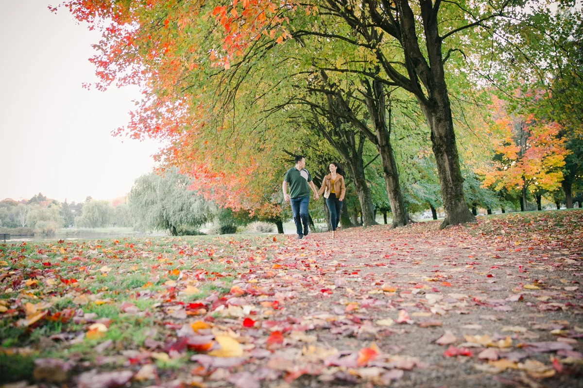 engagement-shoot-venues-east-vancouver-trout-lake-park.jpg