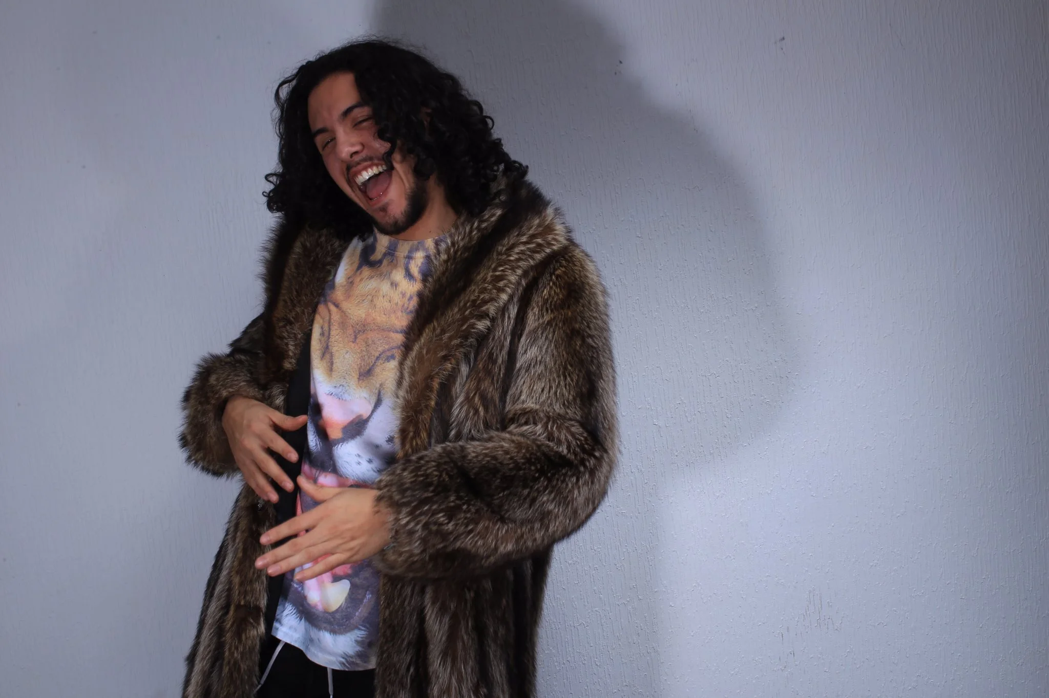 Check out Oscar Cardona's latest visual for 'Confused' (Music Video)