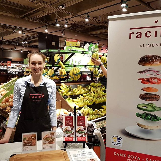 Venez decouvrir nos produits et rencontrer @esthel_racine  notre fondatrice au IGA alexis nihon
.
.
.
#vegan #veganmtl #veggieburger #mtlfoodie