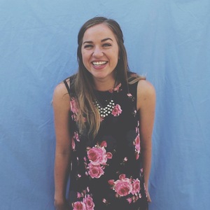 Amy Jones Amy is one of our worship leaders who leads along with Naomi Jensen. Together they bring a sweet fragrance of worship to usher us into the Throne Room.