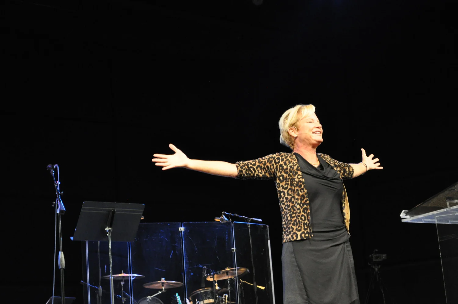 2:11 Heidi Baker on Pioneering Revival: School of Revival 201