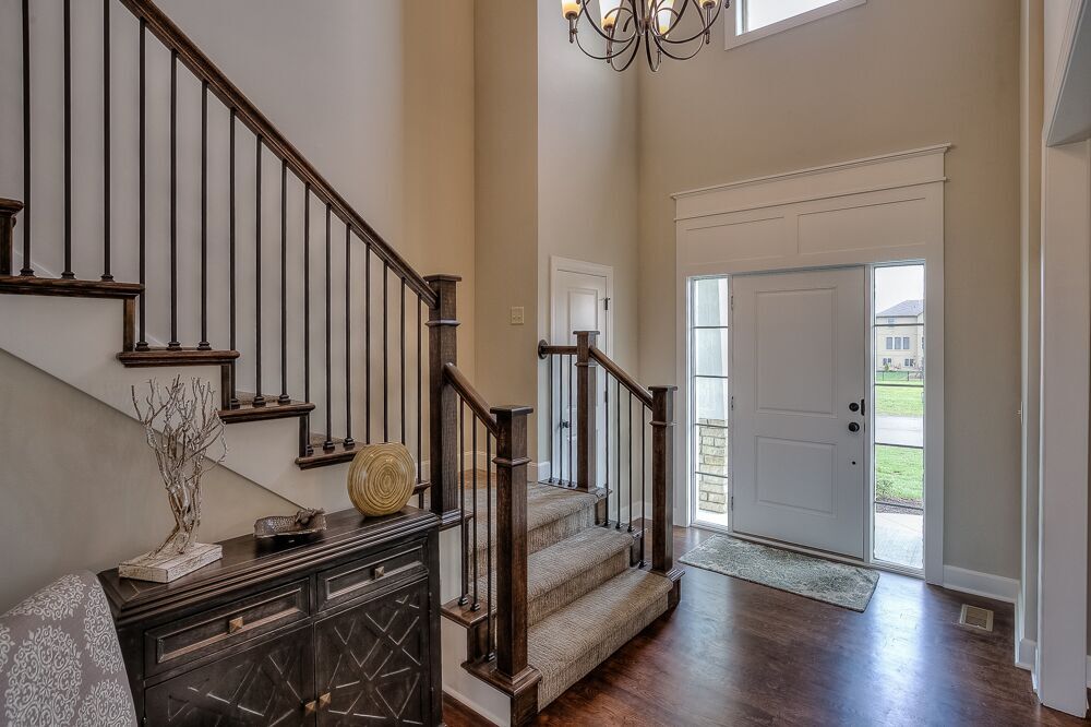 entryway-belmont.jpeg