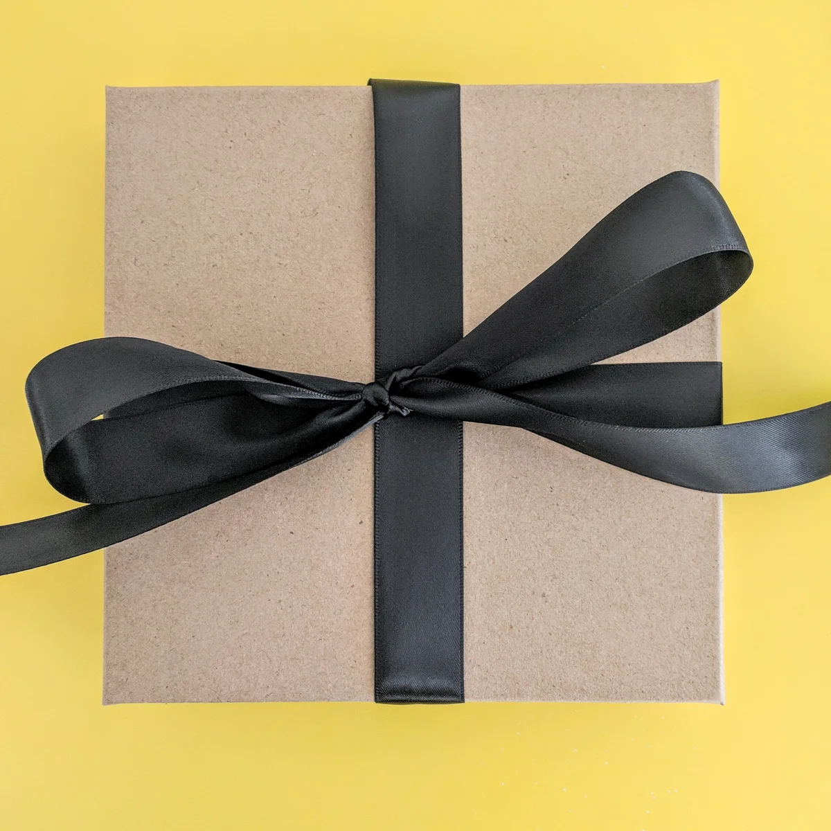 Christmas gift ideas - celebrate memories and love with portrait art!