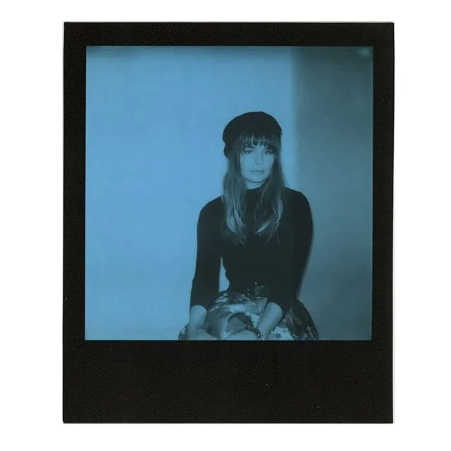 molly. 
#polaroidoriginals #duochrome #sx70 #polaroidportrait #shootfilm #blackframe #analogphotography