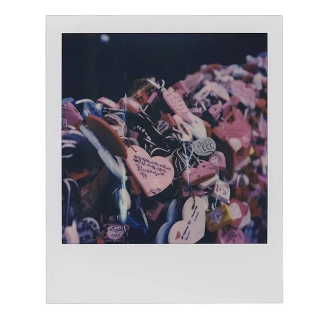 love locks.
#seoultower #lovelocks #korea #polaroidoriginals #sx70 #instantfilm #polaroid #namsantower #shootfilm