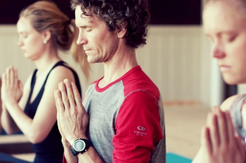 Alex+praktiserer+Ashtanga.jpg