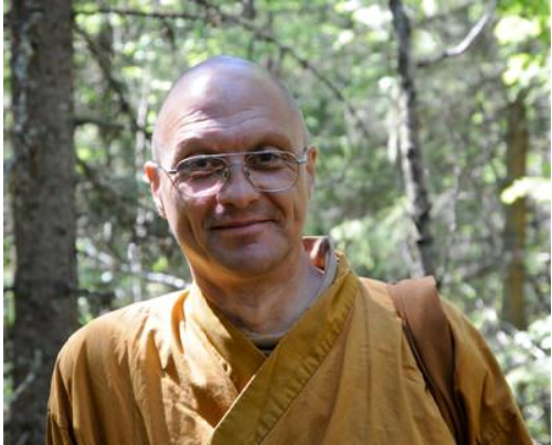 ajahn1.png