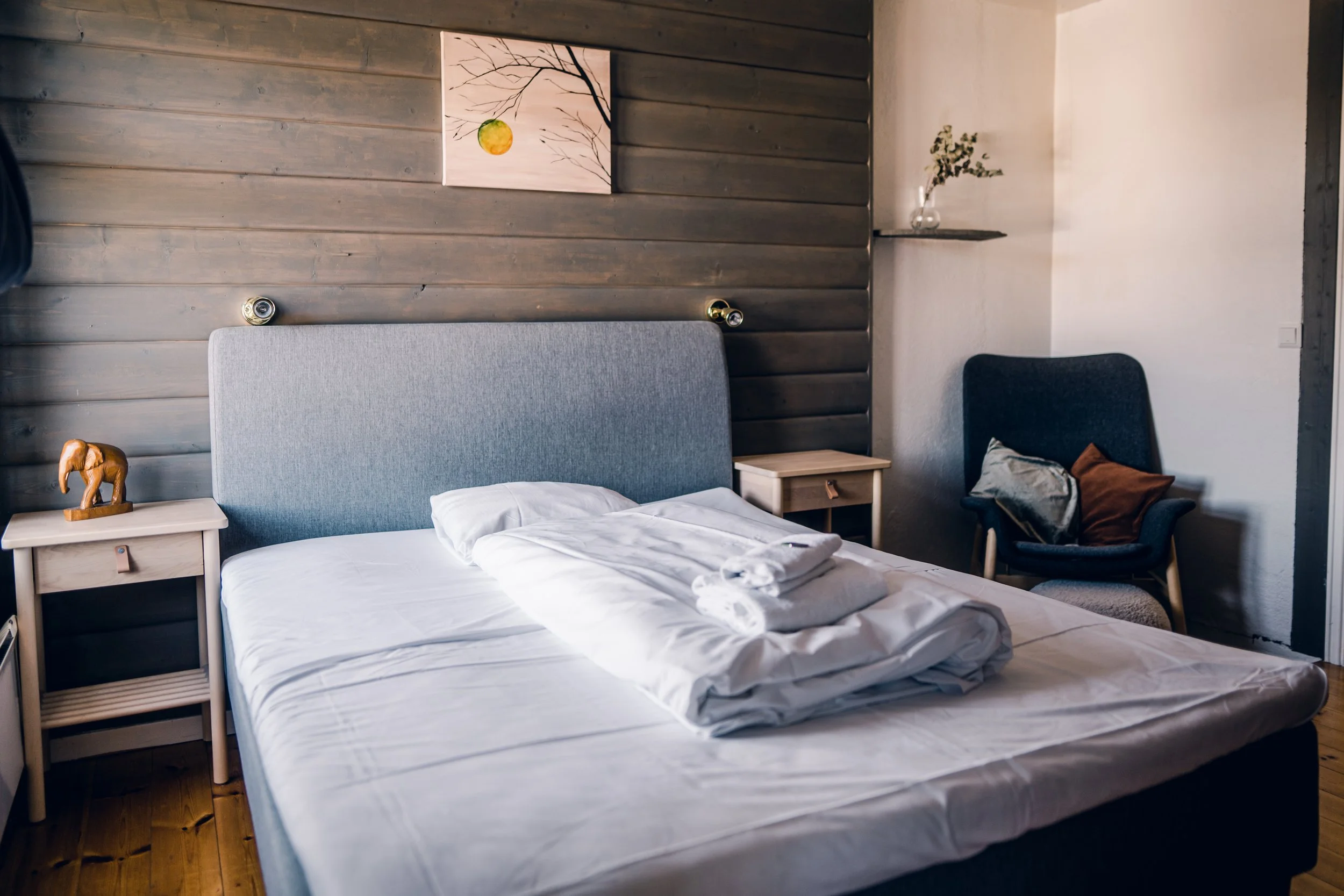 218 - double room with own bathroom - 1.jpg