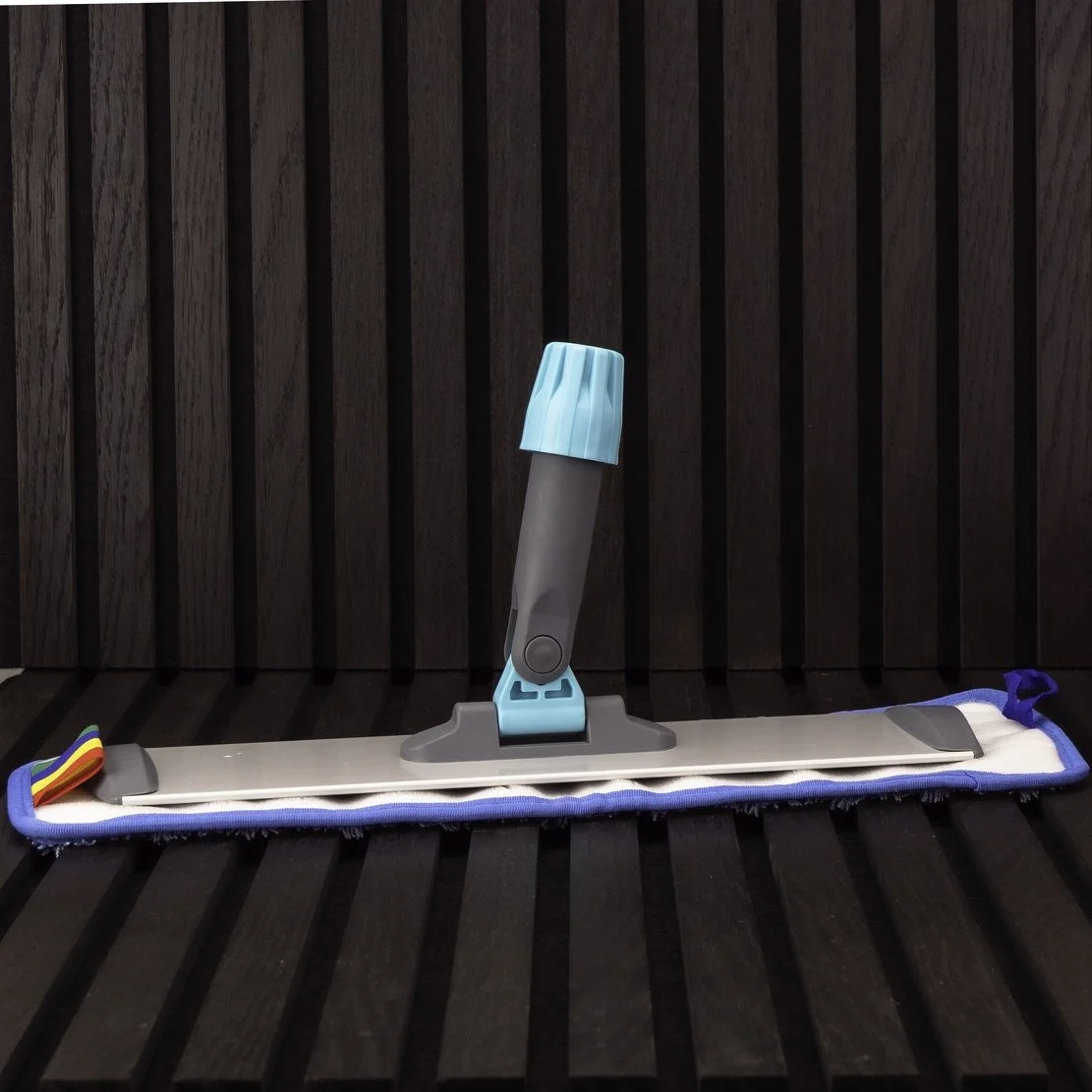 Mop frame and pad.jpg