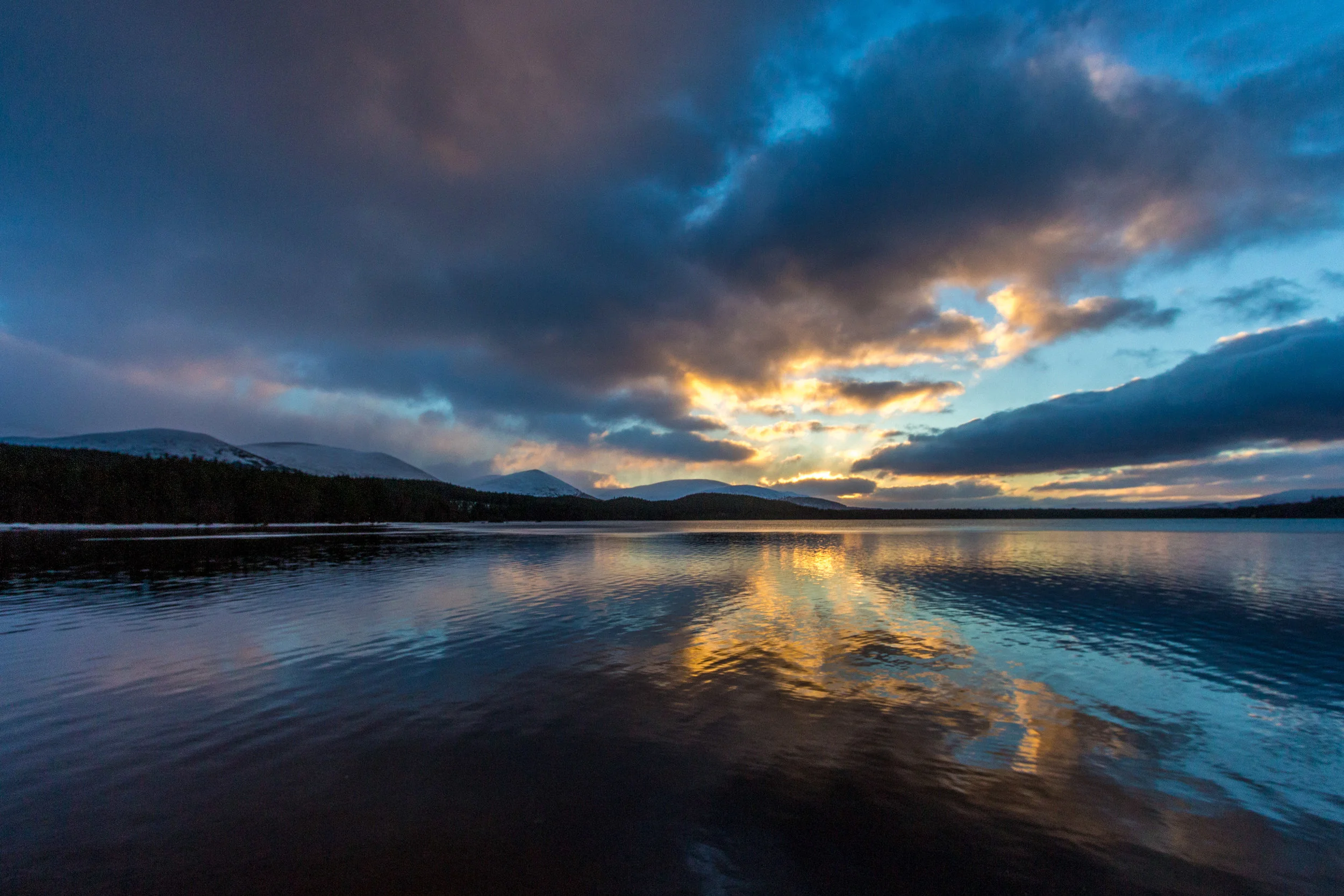 Sunset over Loch Morlich and on our adventure