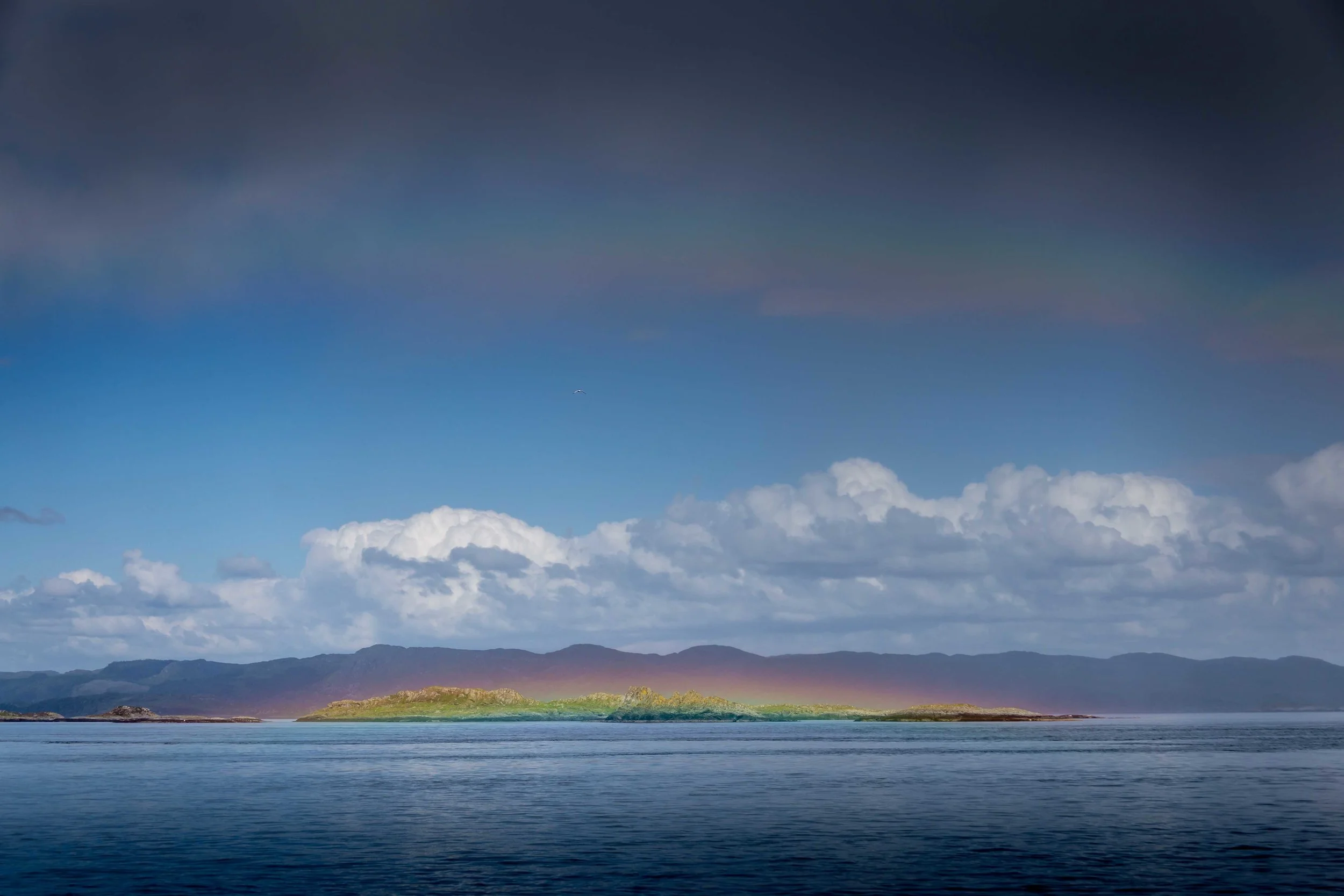 Spray bow and rainbow