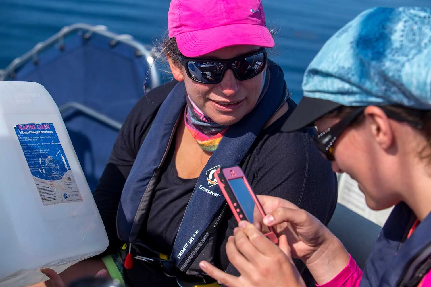 Entering floating debris into the Marine Debris Tracker app