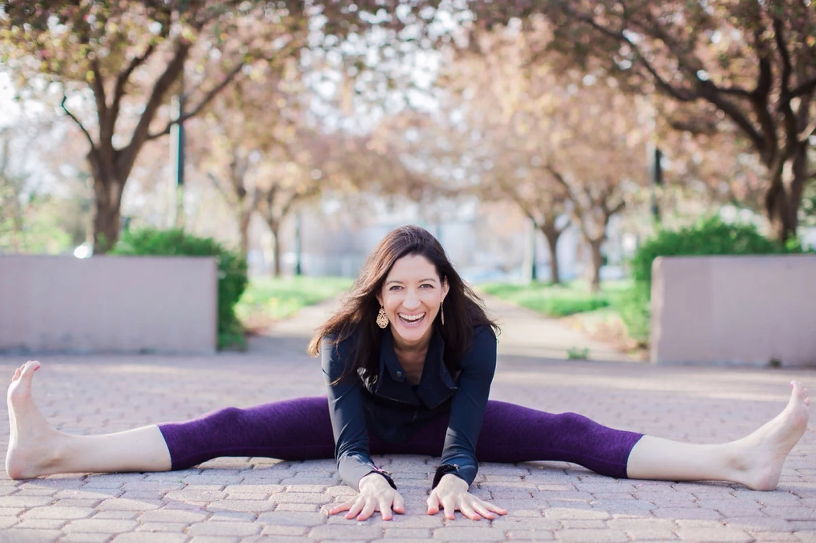 On Thursday, December 7, 14 & 21 from 2-5 pm Kathleen Swinbourne at The Yoga Exchange (Off the lobby behind the security desk) Will be offering free 10-minute Thai chair massages Release stress & find calm at work and during the holiday season. Contact Kathleen to schedule a 10-minute session 207-329-5417 or email kathleen@theyogaexchange.com
