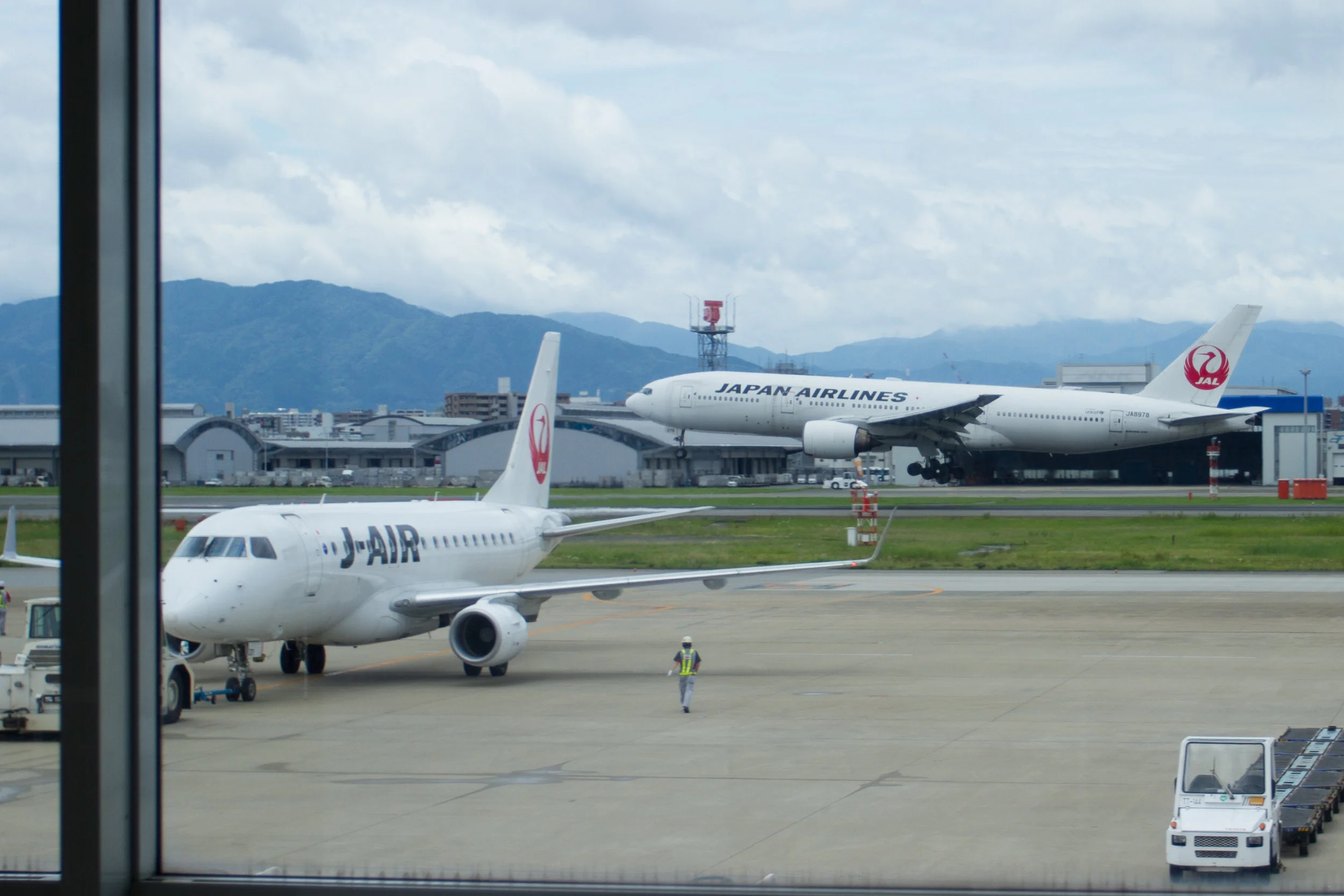 JAL