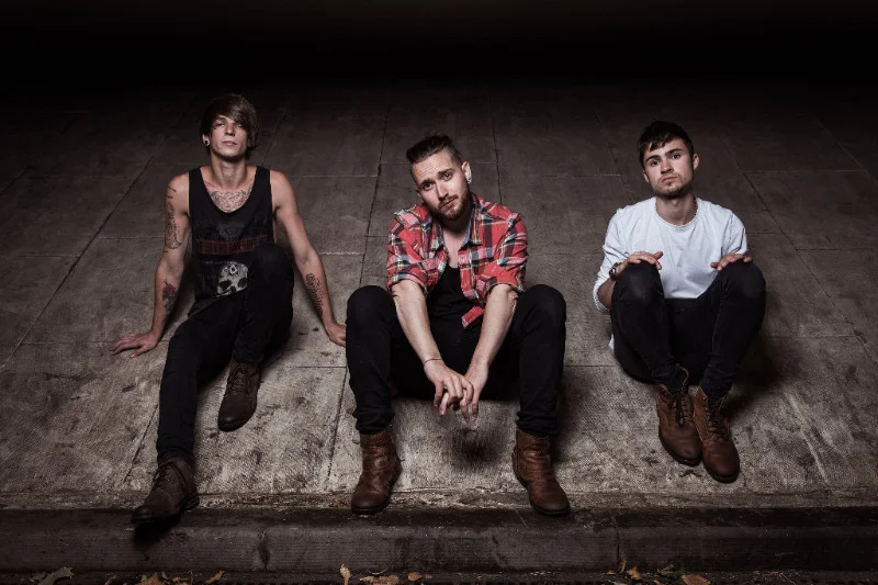 UK rockers RETRO YOUTH announce details of debut album 'B.R.A.V.E'