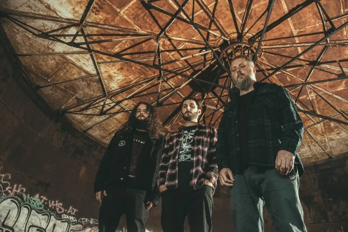 UK noise-makers HELPLESS announce debut album 'Debt'