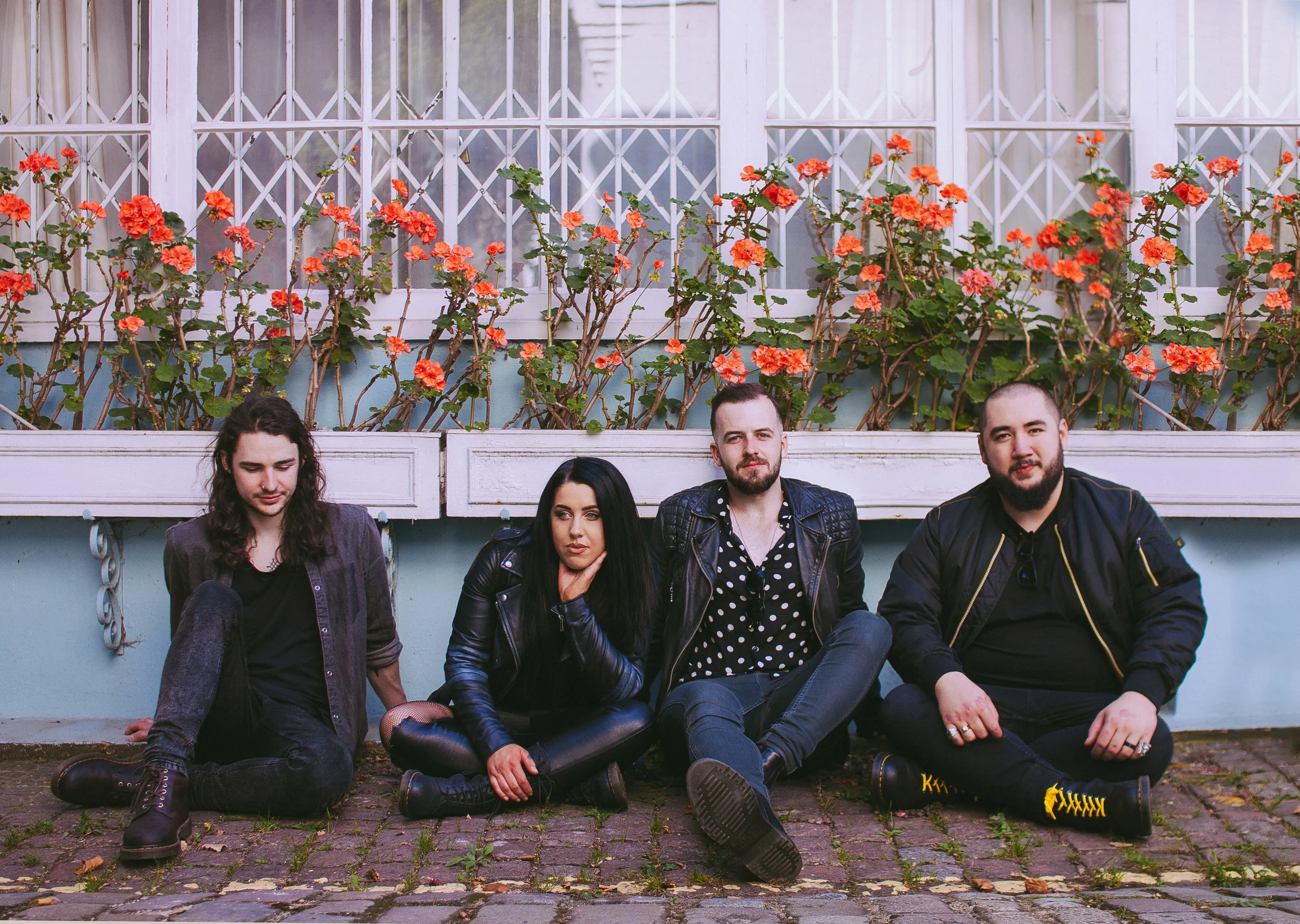 UK rockers EVA PLAYS DEAD have announced an EP tour in May to celebrate their forthcoming release The Fix, out on 27th April 2018 via Playing Dead Records . Support comes from All Ears Avow . Dates 26/04 - London, Thousand Island (EP release show*) 30/04 - Nottingham, Bodega (EP release show*) 02/05 - Newcastle, Little Buildings 03/05 - Birmingham, The Hammer & The Anvil 04/05 - Manchester, Satan’s Hollow 05/05 - Lancaster, The Bobbin 06/05 - Leicester, The Shed 07/05 - Canterbury, The Junction * Eva Plays Dead only. The EP is supported by a PledgeMusic campaign which has already hit 63%. Sticking to their DIY roots, the band have also set up Playing Dead Records to release the hugely personal EP in order to maintain full creative control. Exclusive EP and ticket bundles are available here: http://www.pledgemusic.com/projects/evaplaysdeadthefix The Fix is a highly personal release, detailing frontwoman Tiggy ’s relationship with being diagnosed with bipolar disorder. Tiggy has recently released a Q-and-A on the subject: Watch: https://www.youtube.com/watch?v=SlfEumD2uu8 Watch EVA PLAYS DEAD 's newest single 'Get Back' here: https://youtu.be/YsuKonDsBro Raucous, raw, and topped off with frontwoman Tiggy ’s thunderous vocals, The Fix is a reinvention of classic rock at its best. Listen for the peaks of track four, ‘Bones’, or the heady anger of opener ‘Spin’ – this is an irresistible no-holds-barred five-track barrage, an angrier release than its predecessor Sounds of the Written Word. EVA PLAYS DEAD are a young band with an already impressive history: notable supports include SOiL , New Year’s Day , Alien Ant Farm , Skindred , Devilskin and more, and the band have garnered the attention of Kerrang! , Planet Rock Radio and TeamRock amongst others.