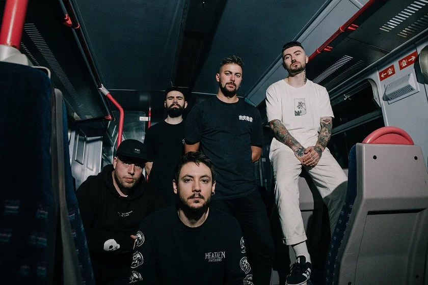 LAST HOUNDS release new single 'Handmade'