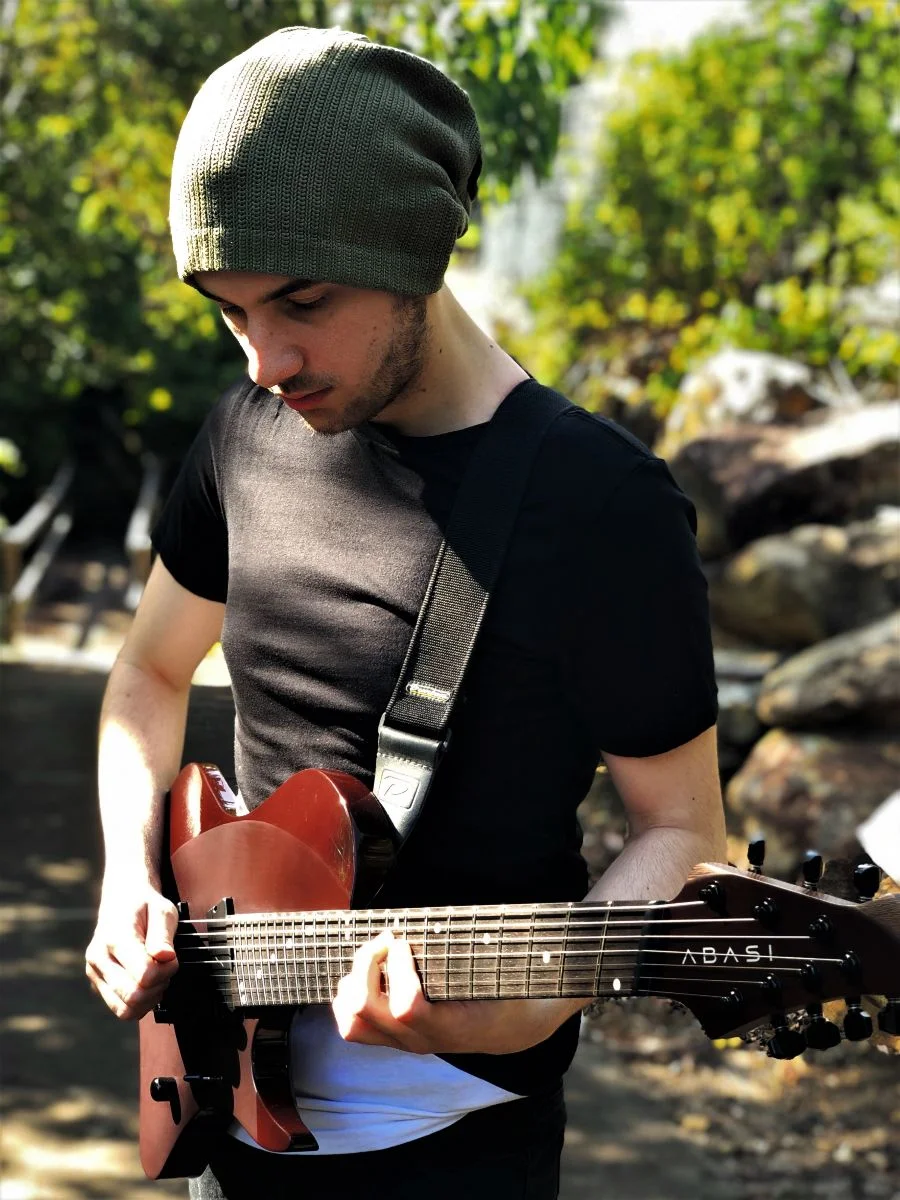 Guitar virtuoso Stephen Taranto announces debut EP and streams new single