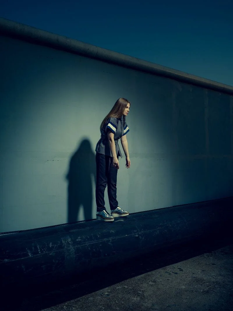 Polish singer-songwriter JULIA MARCELL releases new single, signs to Long Branch Records