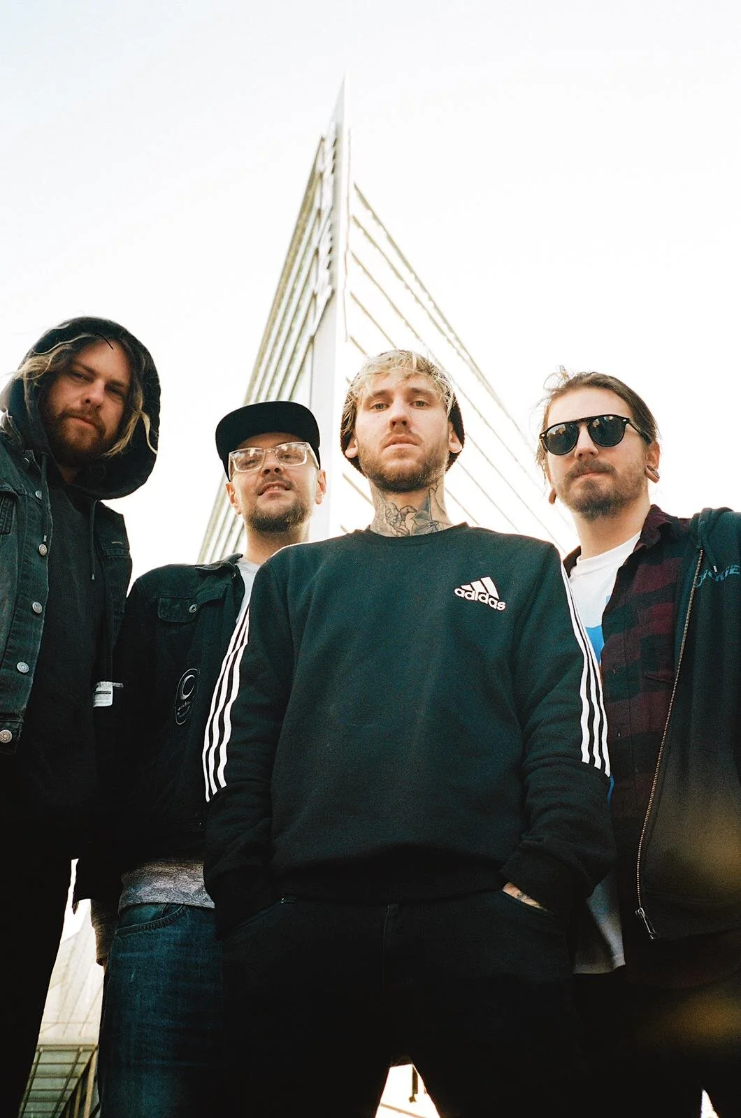 New alt-rock quartet NEWMEDS release new single/video