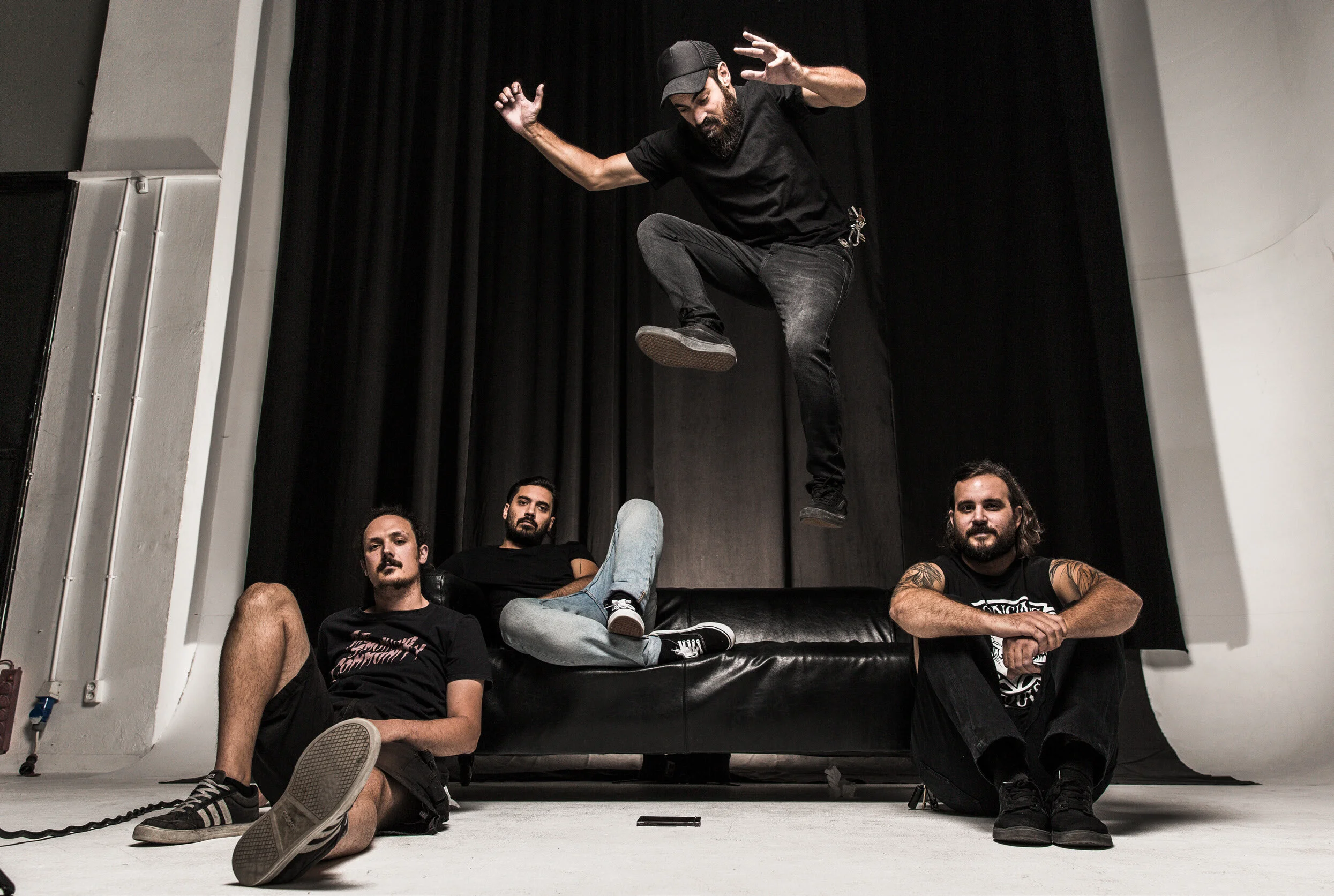 Greece's largest rock band 1000mods announce new LP