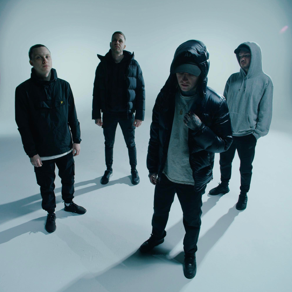 thrown release video for new single 'on the verge' — Hold Tight