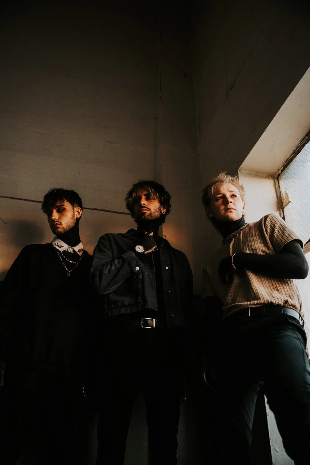 Up and coming New York rockers Glasswaves release debut album while ...