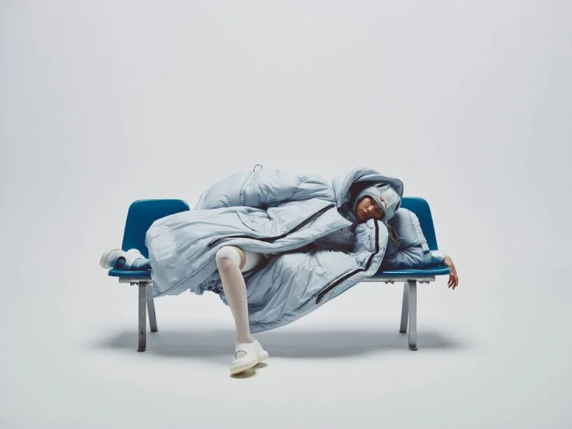 ZZZN-sleep-apparel-system-coat-sleeping-bag-headpiece-night-light-designboom-02 (1).jpg