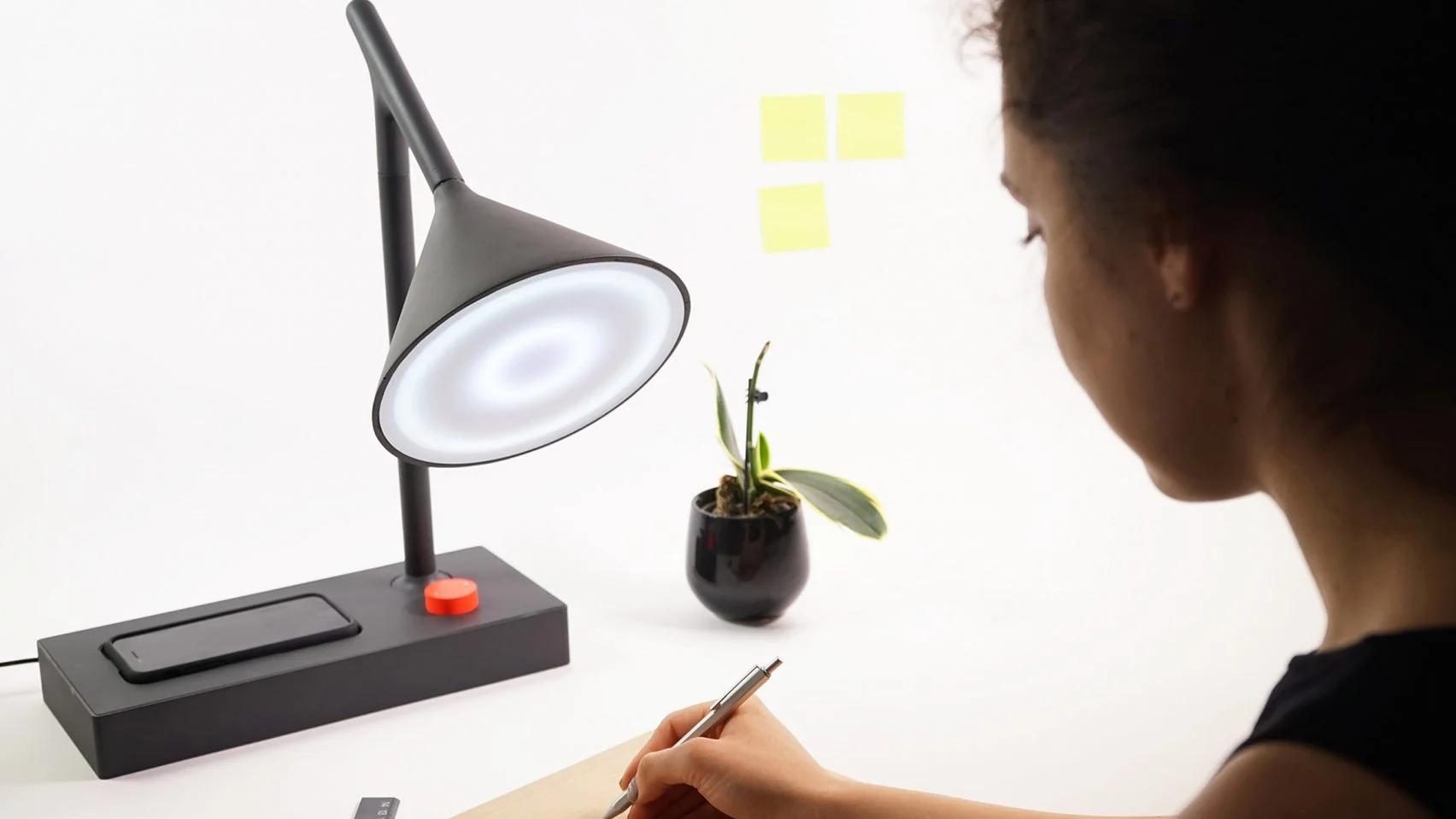 sidekicks-matteo-bandi-design_dezeen_2364_col_3-1704x959.jpg