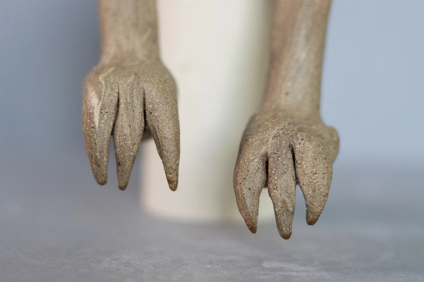 Sitting Monster | Naked Light Blend⁠
⁠
I always love getting detail shots of monster toes ✨️⁠
⁠
Find this beauty and more at www.rachelpresswood.co.uk⁠
⁠
#ceramic #sculpture #tableware #stoneware #pottery #homeware #contemporaryceramics #clay #handma