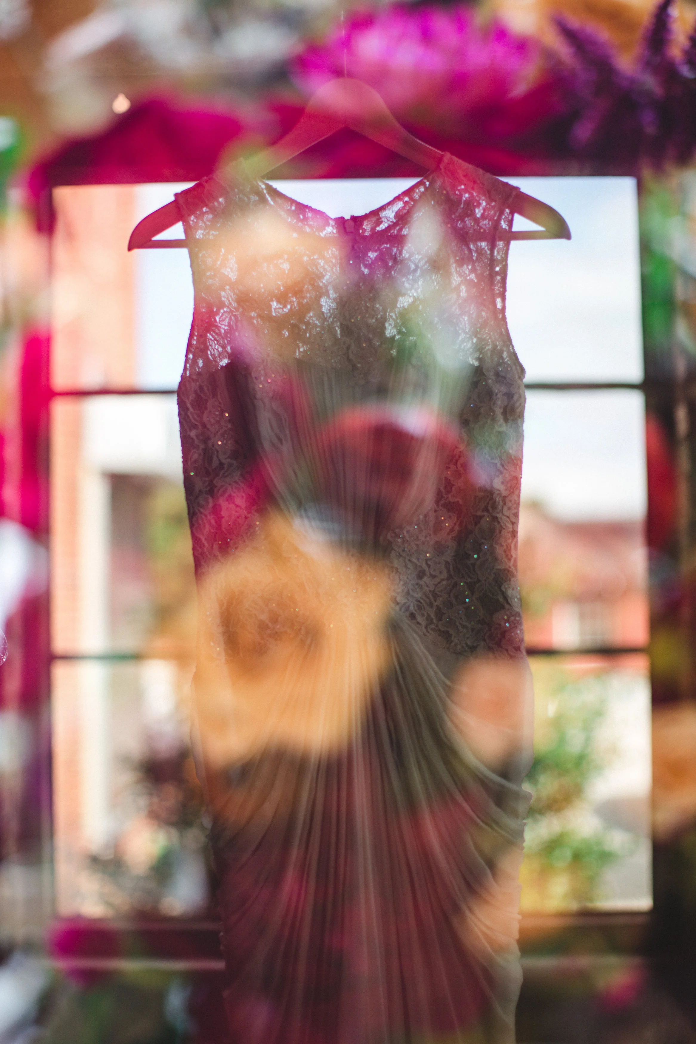 gertiemaesfloral.com | Engine Room Wedding | Gertie Mae's Floral Design Studio | Izzy Hudgins Photography