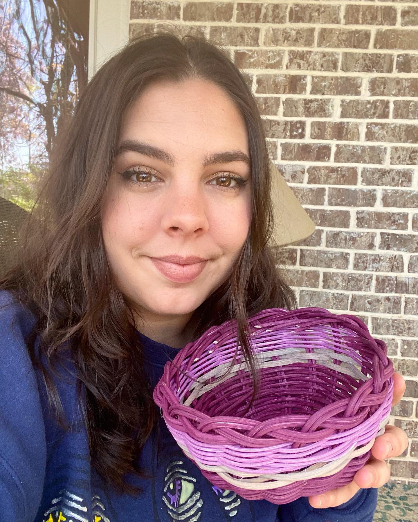 Saturday at my pop up I got to sell art, drink awesome beer, and weave this basket. It was honestly a great way to welcome Spring and even the pollen couldn&rsquo;t ruin it. *Basket for sale: $35*