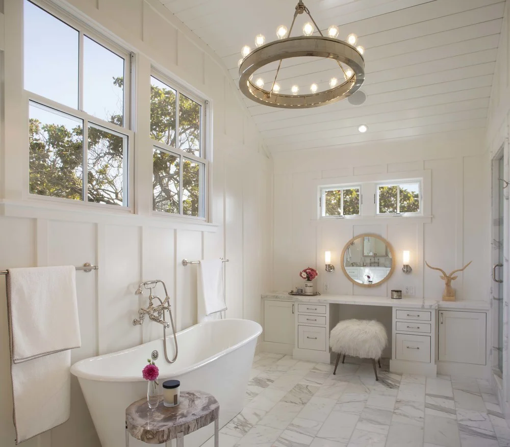 Farmhouse Bathroom Ideas for a Cozy Rustic Look