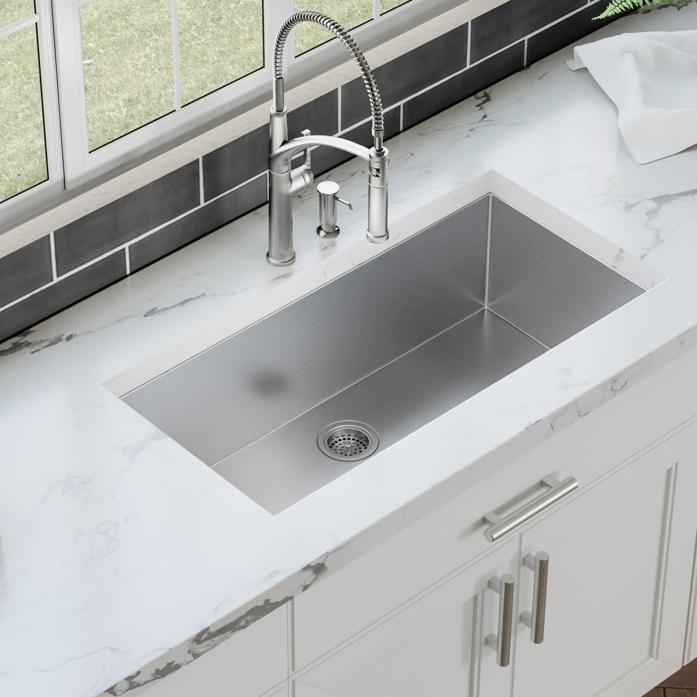36 Stainless Steel Undermount Kitchen Sink W/ Drain Board
