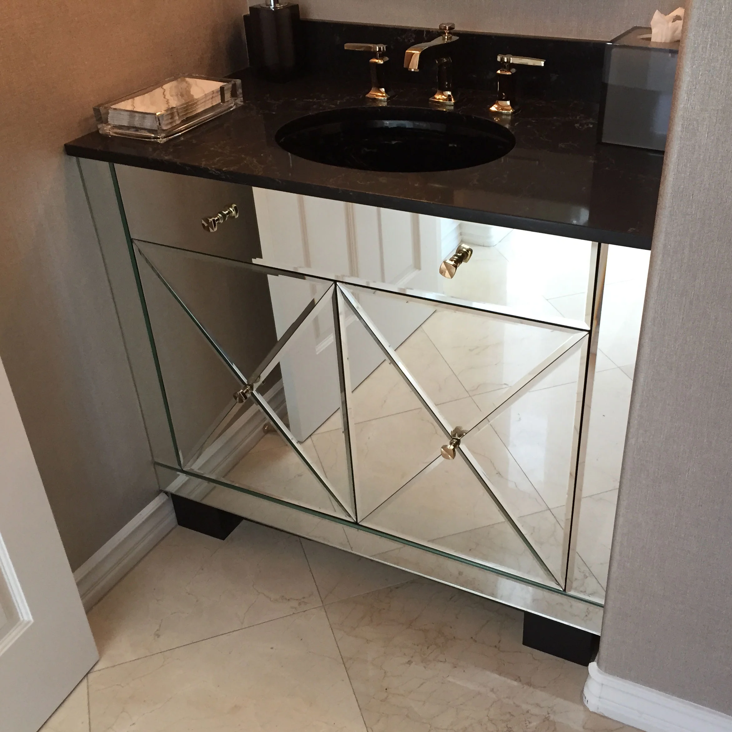 MirroredVanity.jpg