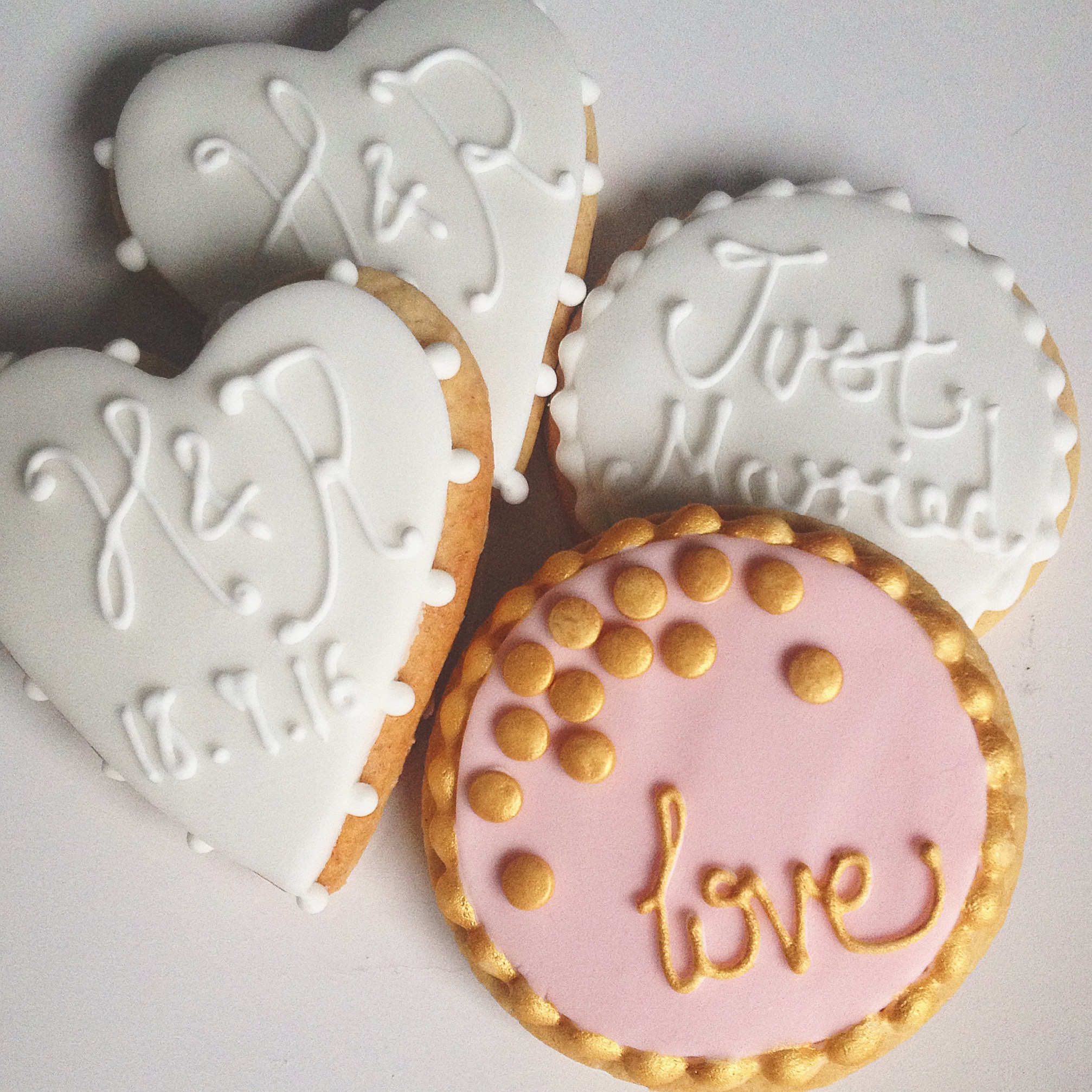 Iced Biscuit Favours - Assorted