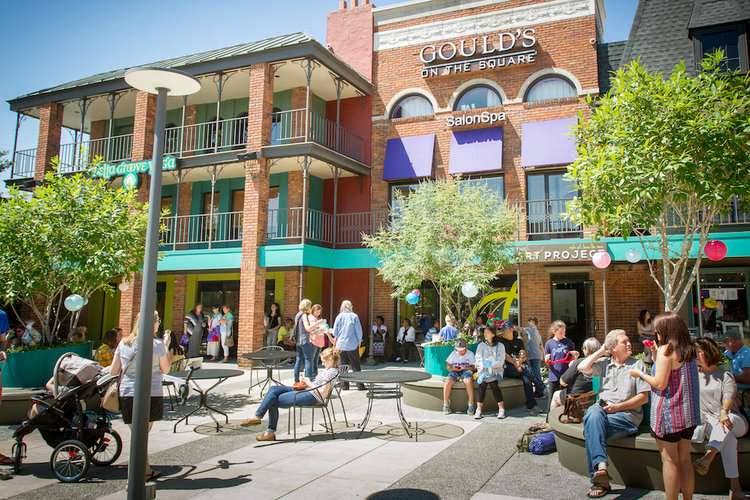 Overton Square Spring Concert visitors enjoy popsicles and face painting as Iris Orchestra tunes up