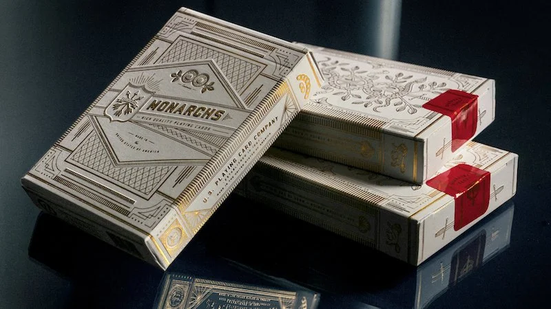 MONARCHS PLAYING CARDS - WHITE