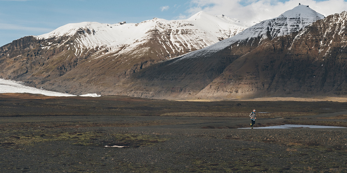 Iceland-Book-21x21-final-27101728.jpg
