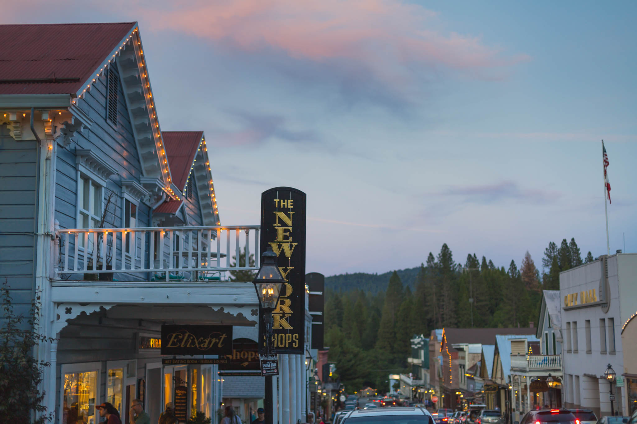 First Friday Art Walk in Nevada City | Lenkaland Photography