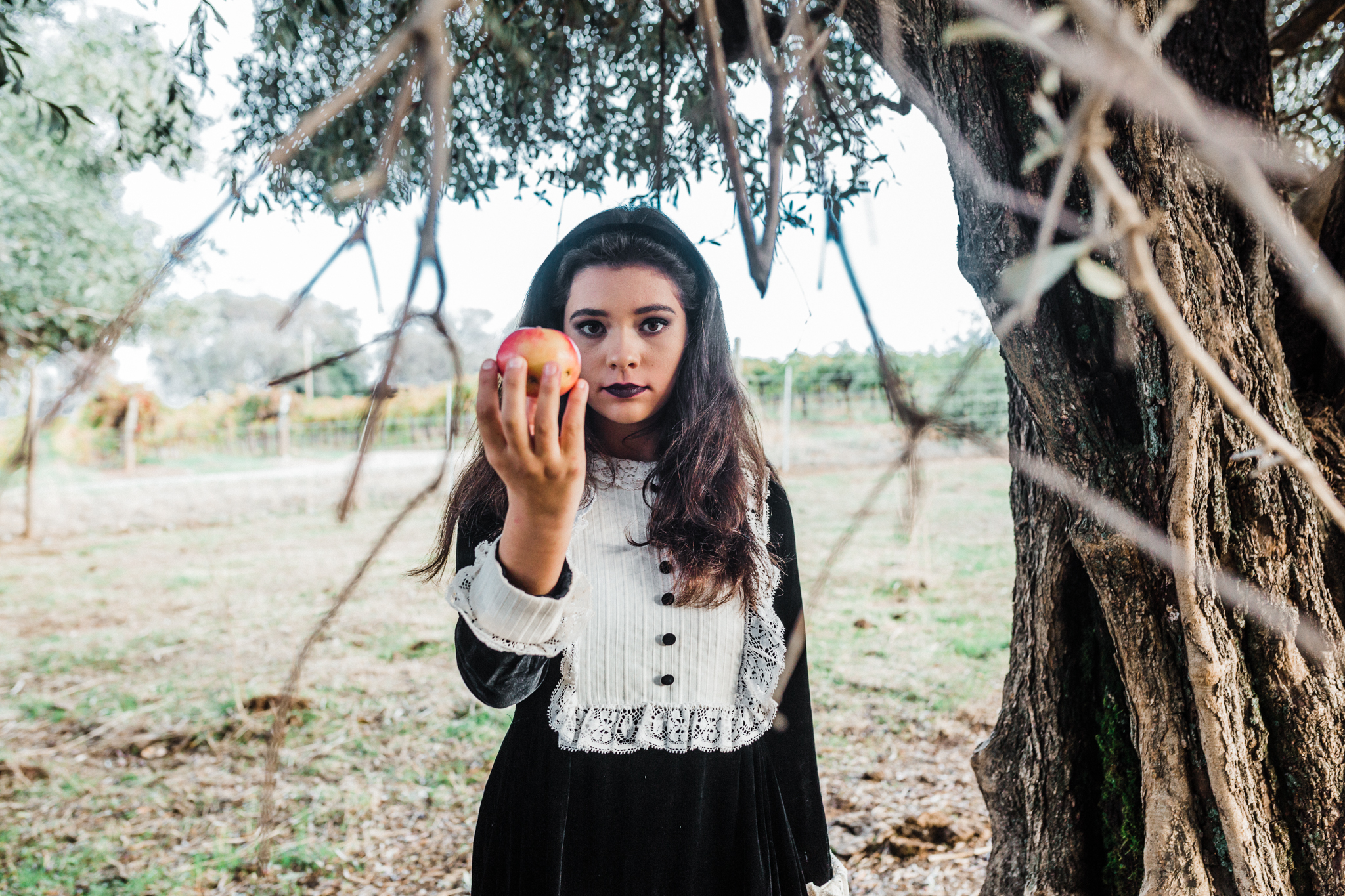 The Unconventional Portrait | Gothic Tea Party | Lenkaland Photo