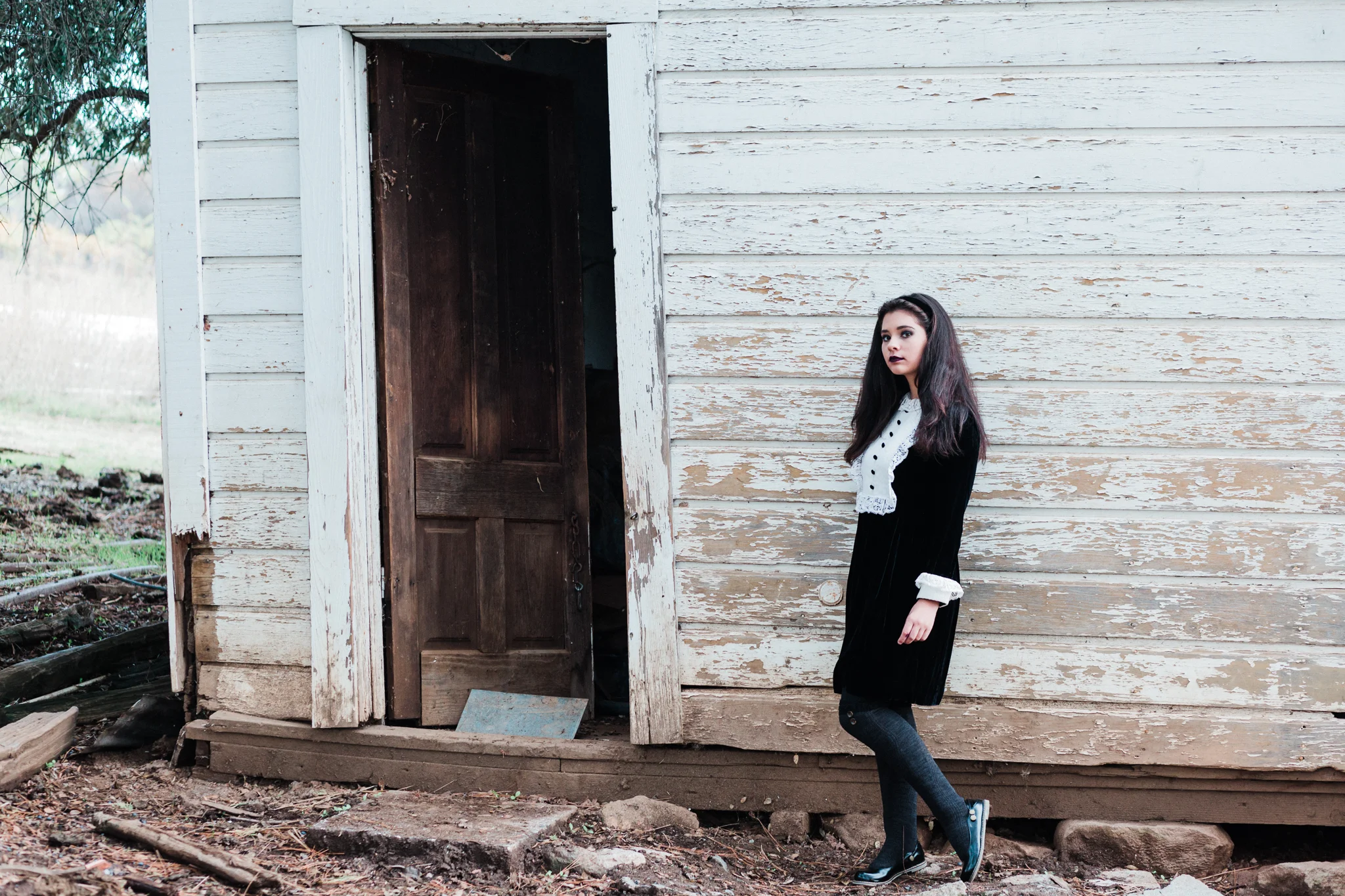The Unconventional Portrait | Gothic Tea Party | Lenkaland Photo